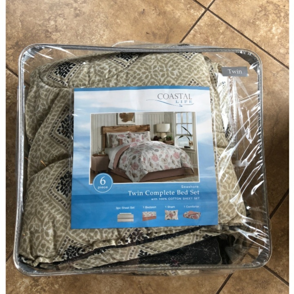 Twin Bedding Set - Picture 4 of 6